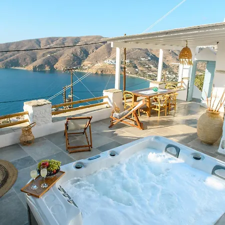 Idothea Villa